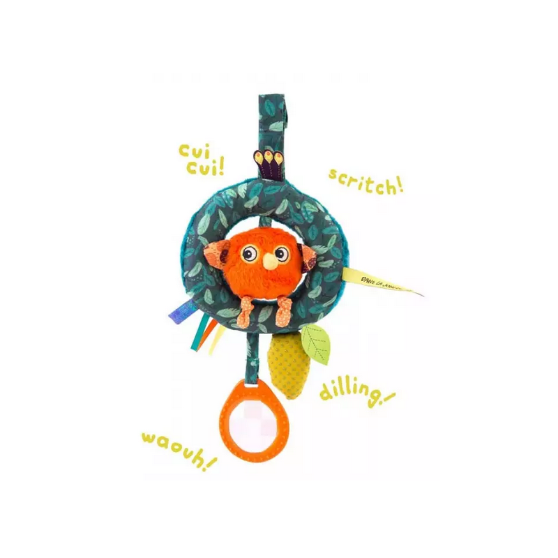 anneau d'activité poussin à suspendre dans la jungle