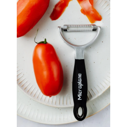 Eplucheur Y tomate MICROPLANE