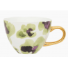 tasse à thé fleurs violettes