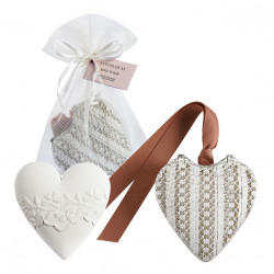 Boite coeur en métal ajouré avec décor parfumé Rose Elixir