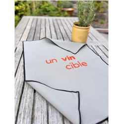 Torchon kaki Un vin cible lin lavé Les chahutées