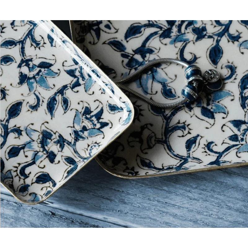 Plateau métal émaillé Ispahan, bordure dorée 15 x 25 cm