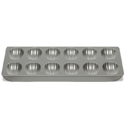 Plaque 12 madeleines revêtue Patisse